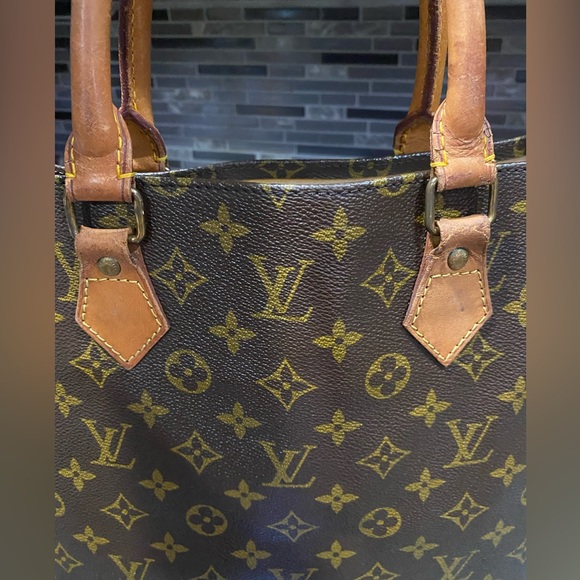 Louis Vuitton Sac Plat Tote Bag - Picture 7 of 13
